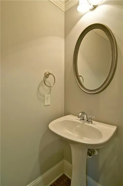 200 Le Gran Cove, Sandy Springs, Georgia 30328, 2 Bedrooms Bedrooms, ,2 BathroomsBathrooms,Residential,Sold,200 Le Gran Cove,6728887