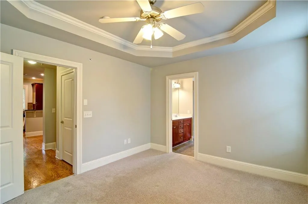 200 Le Gran Cove, Sandy Springs, Georgia 30328, 2 Bedrooms Bedrooms, ,2 BathroomsBathrooms,Residential,Sold,200 Le Gran Cove,6728887