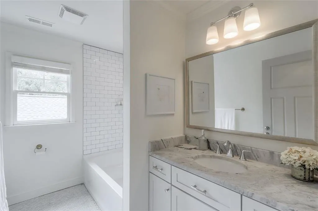 6155 Aberdeen Drive, Atlanta, Georgia 30328, 4 Bedrooms Bedrooms, ,3 BathroomsBathrooms,Residential,Sold,6155 Aberdeen Drive,6736934