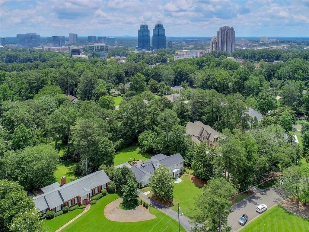 6155 Aberdeen Drive, Atlanta, Georgia 30328, 4 Bedrooms Bedrooms, ,3 BathroomsBathrooms,Residential,Sold,6155 Aberdeen Drive,6736934