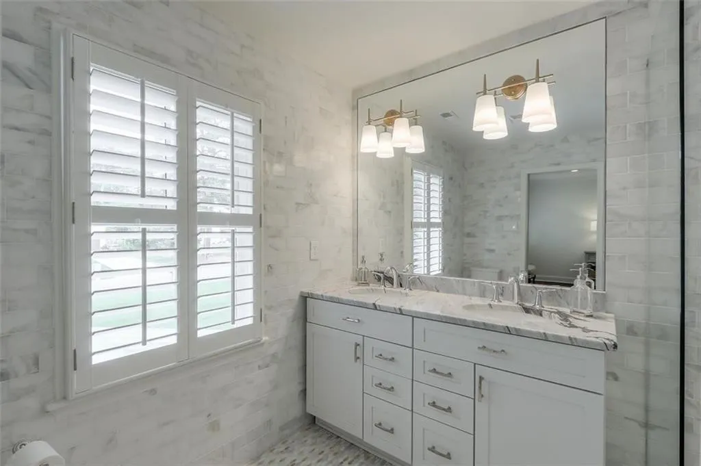 6155 Aberdeen Drive, Atlanta, Georgia 30328, 4 Bedrooms Bedrooms, ,3 BathroomsBathrooms,Residential,Sold,6155 Aberdeen Drive,6736934