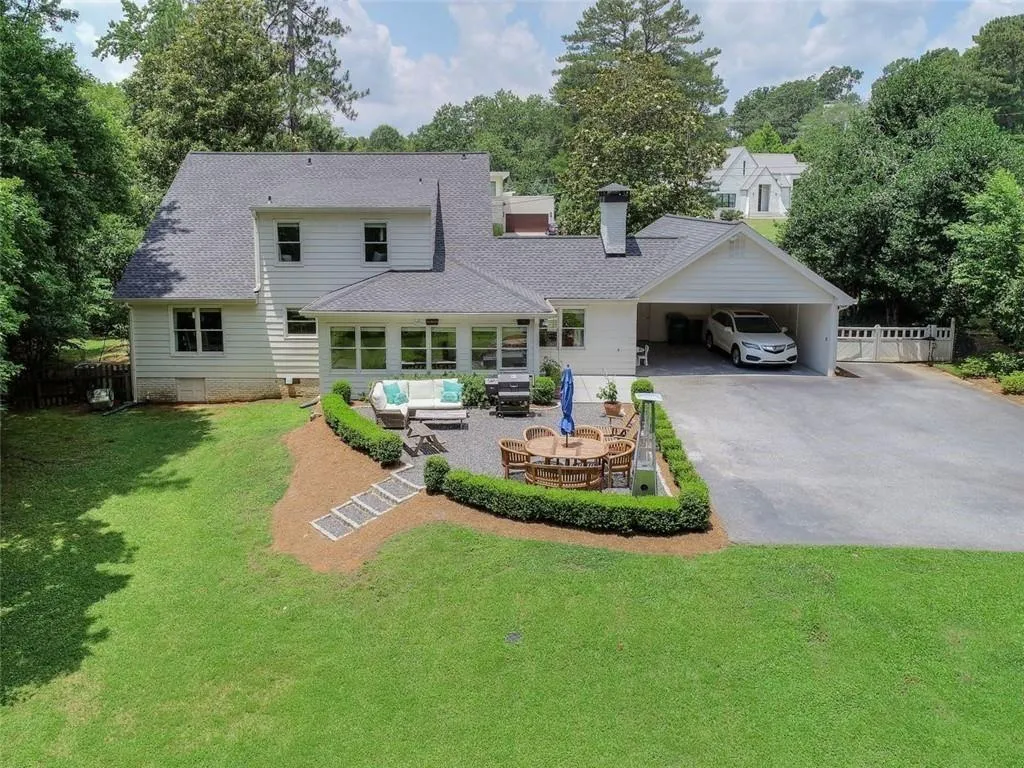 6155 Aberdeen Drive, Atlanta, Georgia 30328, 4 Bedrooms Bedrooms, ,3 BathroomsBathrooms,Residential,Sold,6155 Aberdeen Drive,6736934