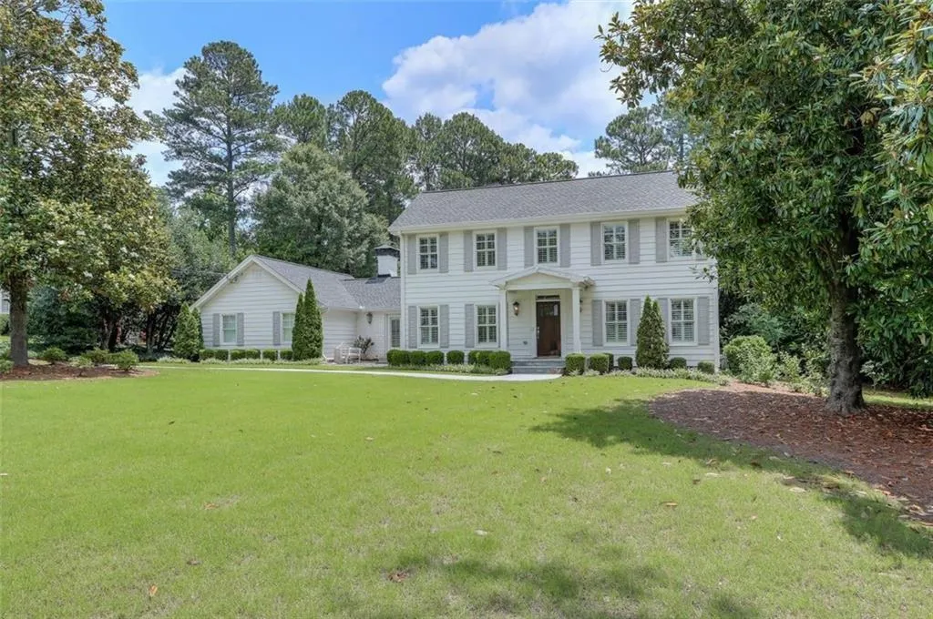 6155 Aberdeen Drive, Atlanta, Georgia 30328, 4 Bedrooms Bedrooms, ,3 BathroomsBathrooms,Residential,Sold,6155 Aberdeen Drive,6736934