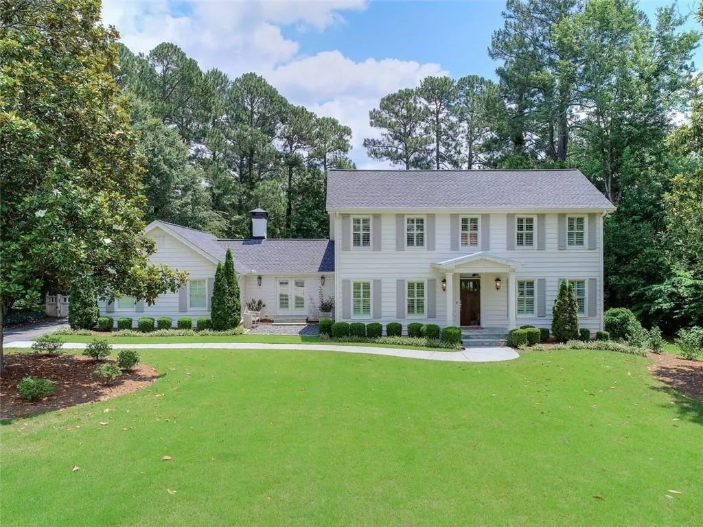 6155 Aberdeen Drive, Atlanta, Georgia 30328, 4 Bedrooms Bedrooms, ,3 BathroomsBathrooms,Residential,Sold,6155 Aberdeen Drive,6736934