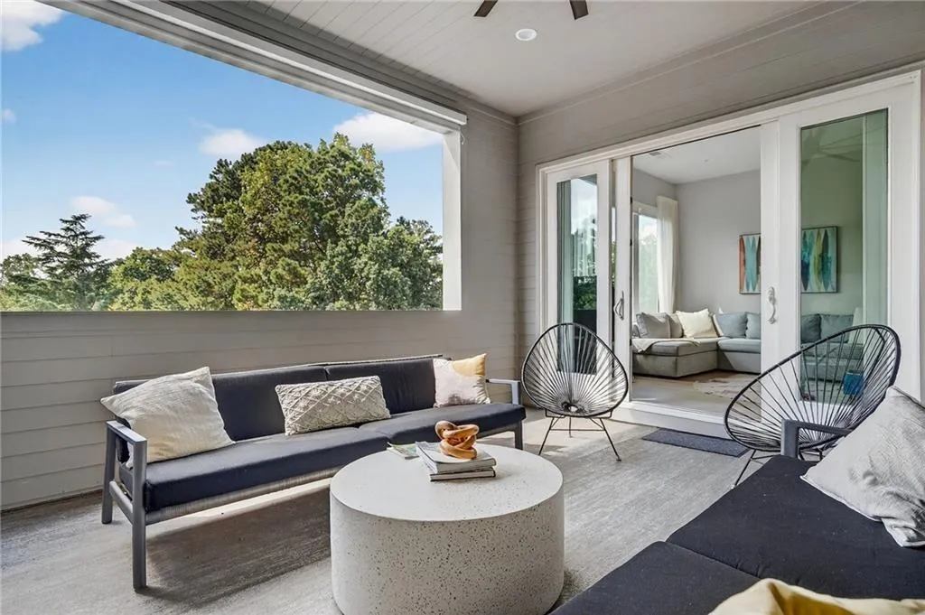 4012 Hazel Nut Lane, Atlanta, Georgia 30342, 4 Bedrooms Bedrooms, ,4 BathroomsBathrooms,Residential,For Sale,4012 Hazel Nut Lane,7695099