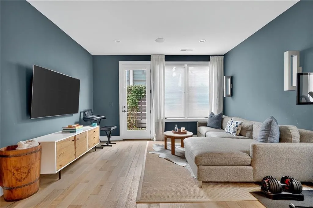 4012 Hazel Nut Lane, Atlanta, Georgia 30342, 4 Bedrooms Bedrooms, ,4 BathroomsBathrooms,Residential,For Sale,4012 Hazel Nut Lane,7695099