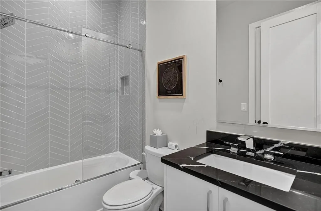 4012 Hazel Nut Lane, Atlanta, Georgia 30342, 4 Bedrooms Bedrooms, ,4 BathroomsBathrooms,Residential,For Sale,4012 Hazel Nut Lane,7695099