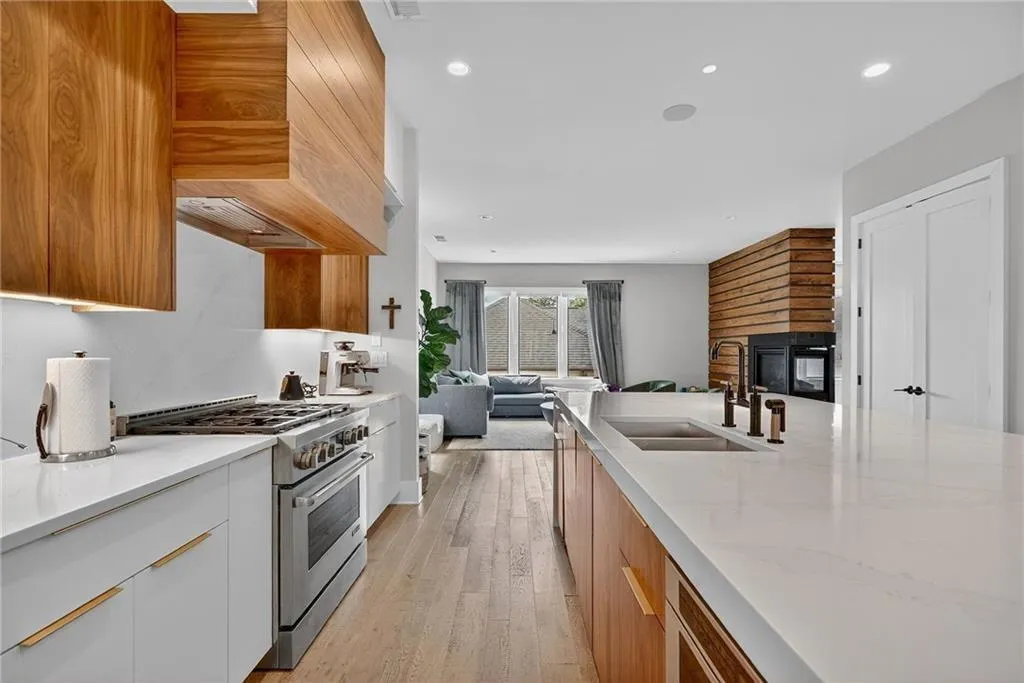 4012 Hazel Nut Lane, Atlanta, Georgia 30342, 4 Bedrooms Bedrooms, ,4 BathroomsBathrooms,Residential,For Sale,4012 Hazel Nut Lane,7695099