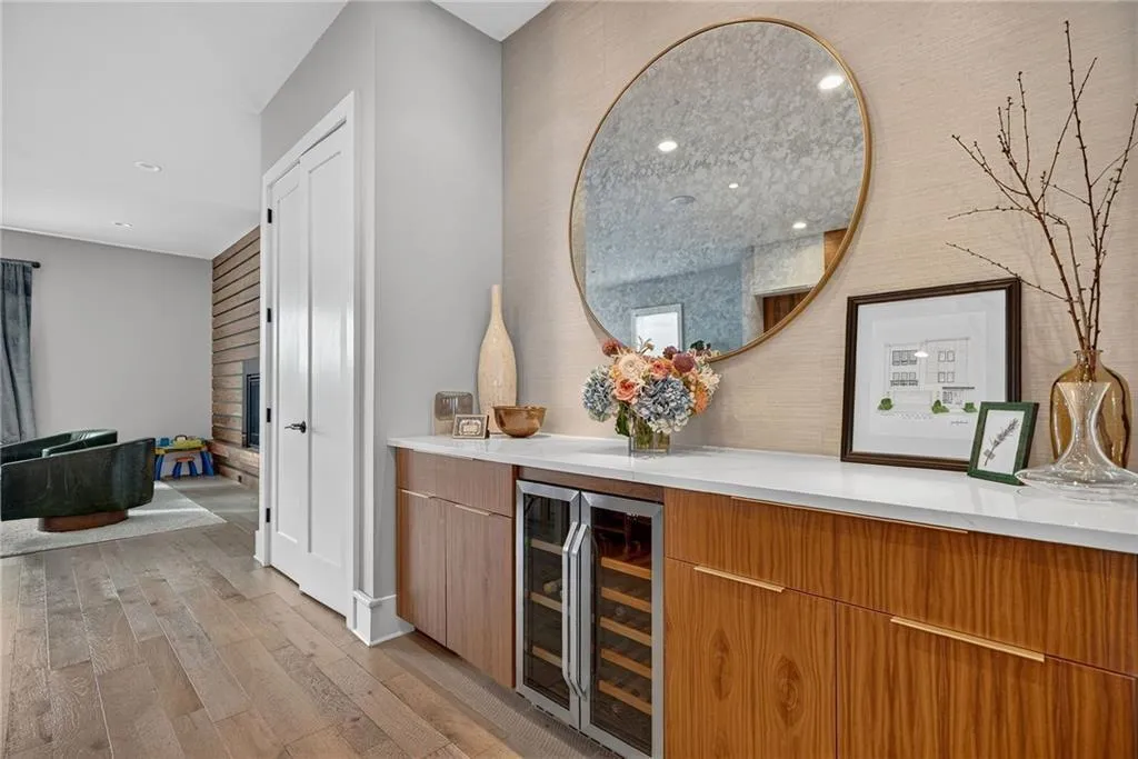 4012 Hazel Nut Lane, Atlanta, Georgia 30342, 4 Bedrooms Bedrooms, ,4 BathroomsBathrooms,Residential,For Sale,4012 Hazel Nut Lane,7695099