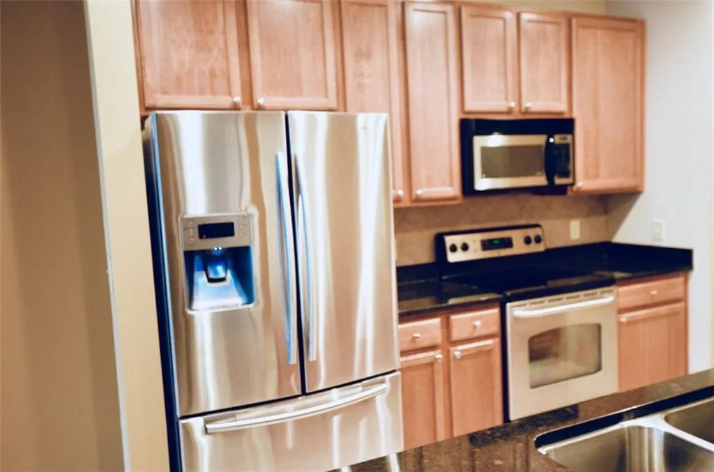 3040 Peachtree Road Nw Unit 1615, Atlanta, Georgia 30305, 1 Bedroom Bedrooms, ,1 BathroomBathrooms,Residential,Sold,3040 Peachtree Road Nw Unit 1615,5963357
