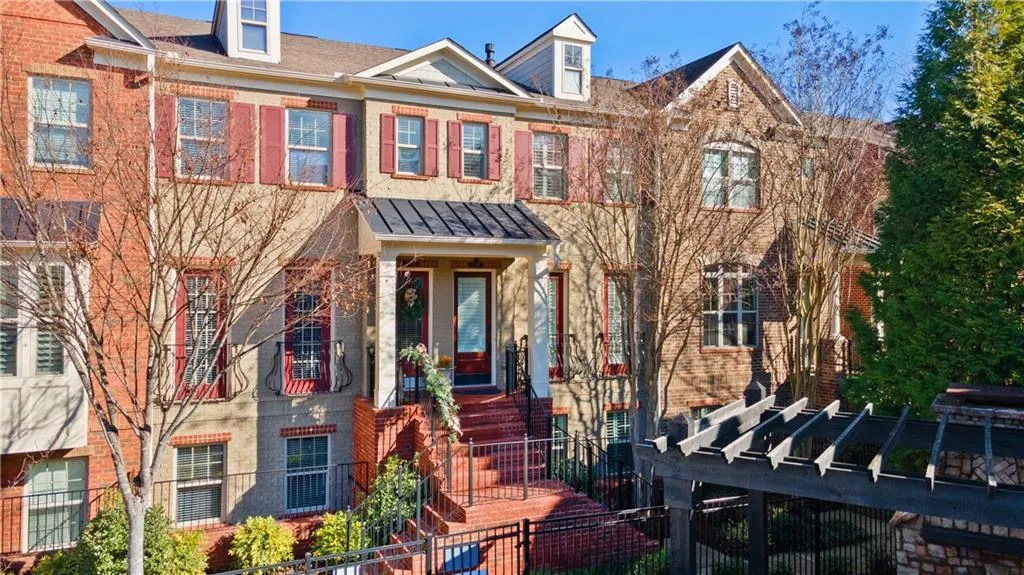 211 Alderwood Point Ne, Atlanta, Georgia 30328, 3 Bedrooms Bedrooms, ,3 BathroomsBathrooms,Residential,Sold,211 Alderwood Point Ne,7498316