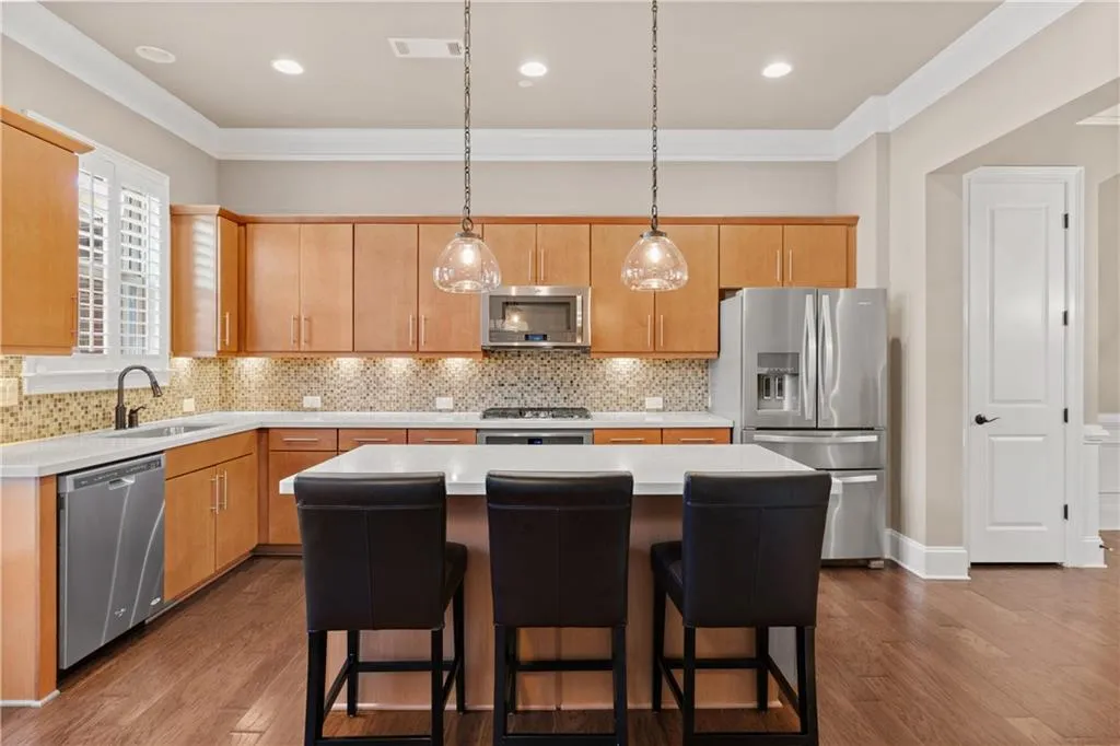 211 Alderwood Point Ne, Atlanta, Georgia 30328, 3 Bedrooms Bedrooms, ,3 BathroomsBathrooms,Residential,Sold,211 Alderwood Point Ne,7498316