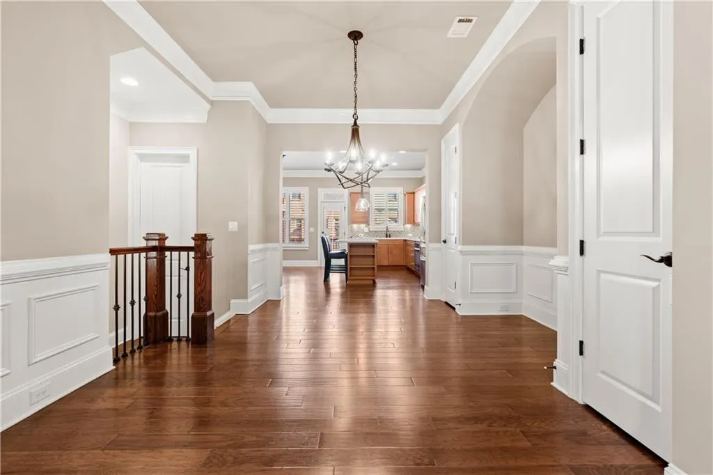 211 Alderwood Point Ne, Atlanta, Georgia 30328, 3 Bedrooms Bedrooms, ,3 BathroomsBathrooms,Residential,Sold,211 Alderwood Point Ne,7498316