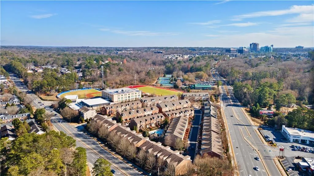 211 Alderwood Point Ne, Atlanta, Georgia 30328, 3 Bedrooms Bedrooms, ,3 BathroomsBathrooms,Residential,Sold,211 Alderwood Point Ne,7498316