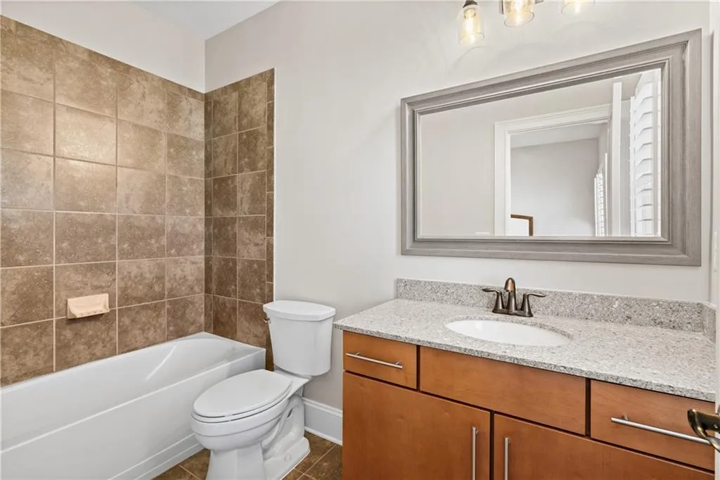 211 Alderwood Point Ne, Atlanta, Georgia 30328, 3 Bedrooms Bedrooms, ,3 BathroomsBathrooms,Residential,Sold,211 Alderwood Point Ne,7498316