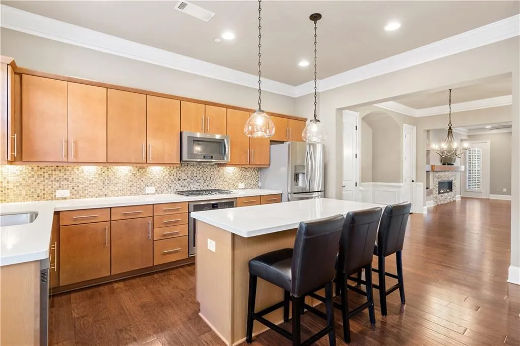 211 Alderwood Point Ne, Atlanta, Georgia 30328, 3 Bedrooms Bedrooms, ,3 BathroomsBathrooms,Residential,Sold,211 Alderwood Point Ne,7498316