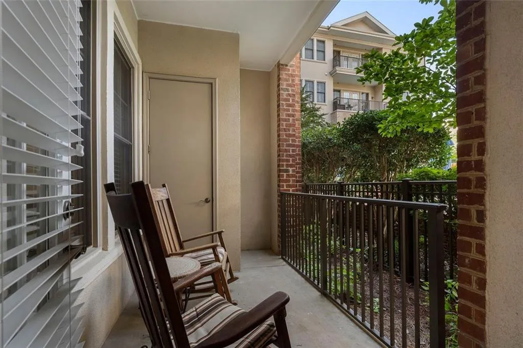 3621 Vinings Slope Se Unit 2115, Atlanta, Georgia 30339, 1 Bedroom Bedrooms, ,1 BathroomBathrooms,Residential,For Sale,3621 Vinings Slope Se Unit 2115,7670310