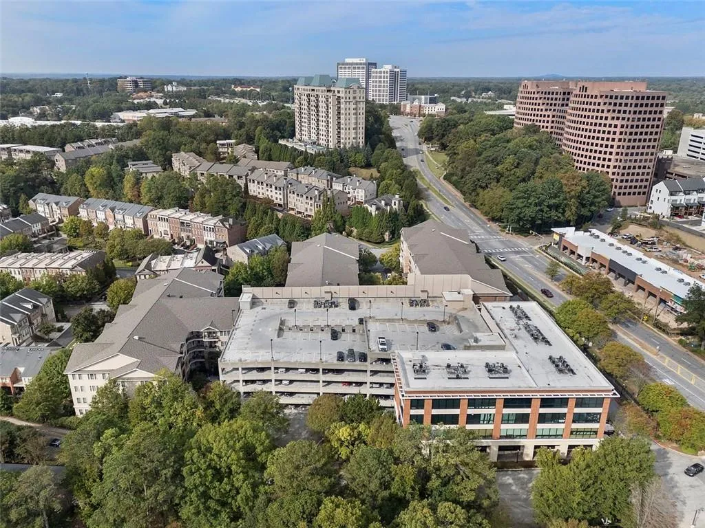 3621 Vinings Slope Se Unit 2115, Atlanta, Georgia 30339, 1 Bedroom Bedrooms, ,1 BathroomBathrooms,Residential,For Sale,3621 Vinings Slope Se Unit 2115,7670310