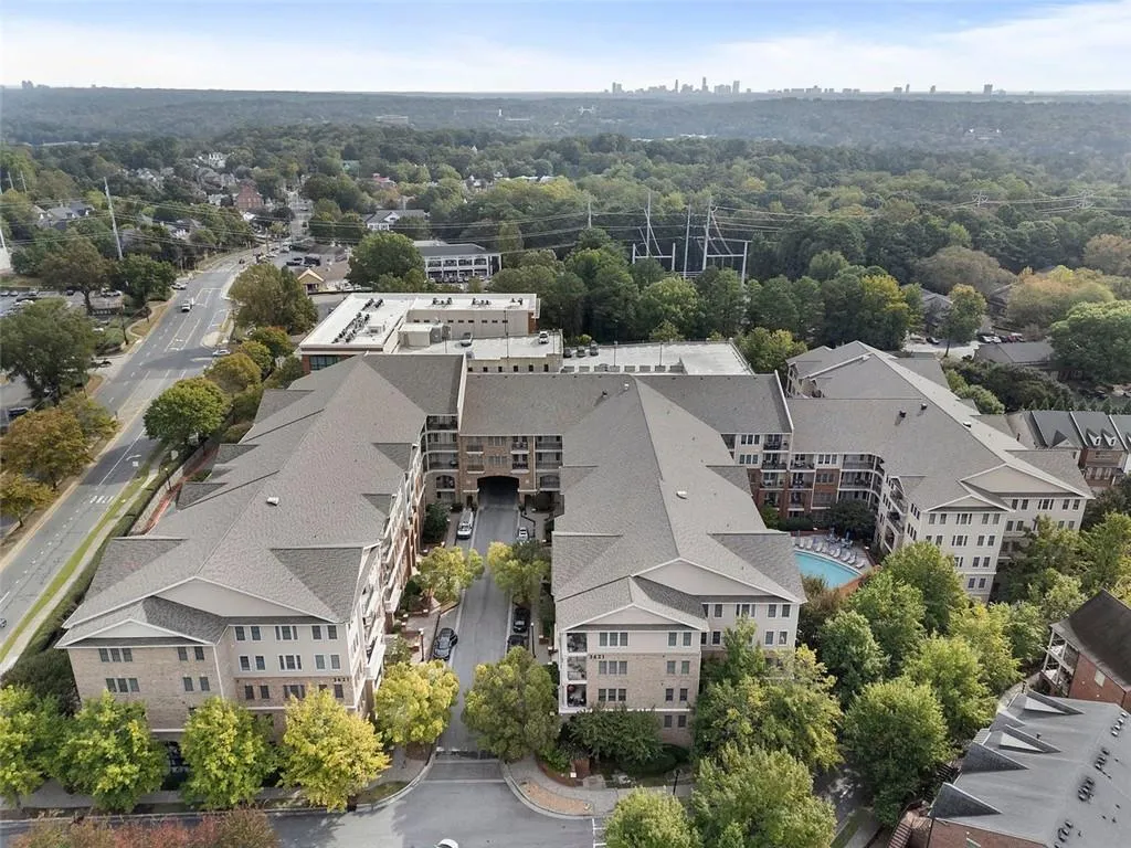 3621 Vinings Slope Se Unit 2115, Atlanta, Georgia 30339, 1 Bedroom Bedrooms, ,1 BathroomBathrooms,Residential,For Sale,3621 Vinings Slope Se Unit 2115,7670310