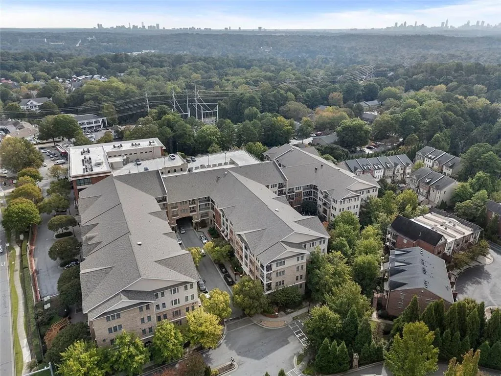 3621 Vinings Slope Se Unit 2115, Atlanta, Georgia 30339, 1 Bedroom Bedrooms, ,1 BathroomBathrooms,Residential,For Sale,3621 Vinings Slope Se Unit 2115,7670310