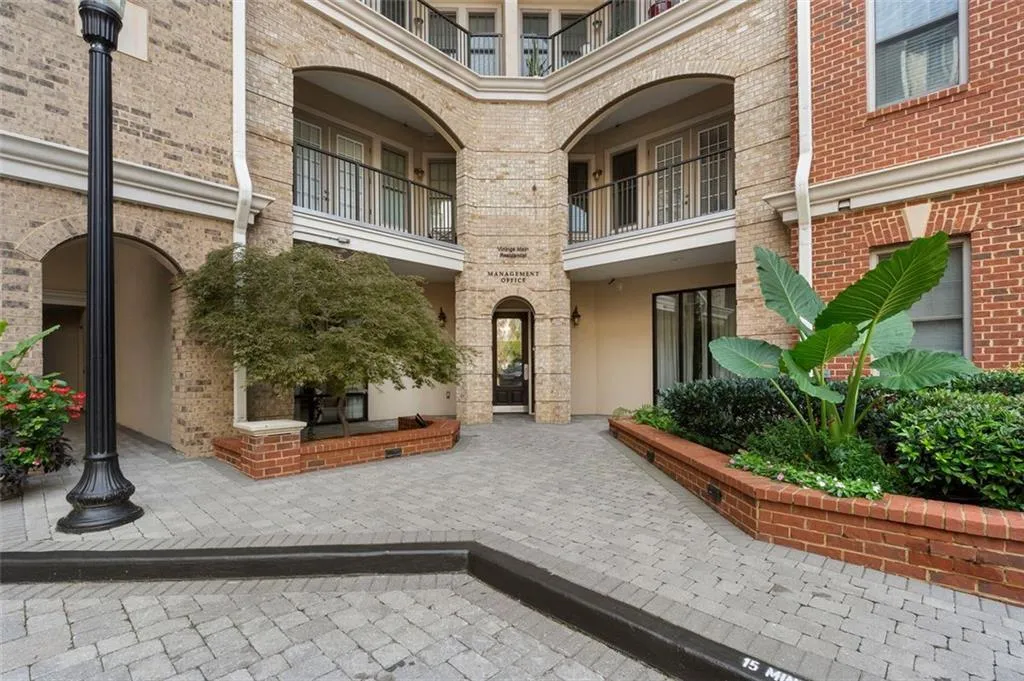 3621 Vinings Slope Se Unit 2115, Atlanta, Georgia 30339, 1 Bedroom Bedrooms, ,1 BathroomBathrooms,Residential,For Sale,3621 Vinings Slope Se Unit 2115,7670310