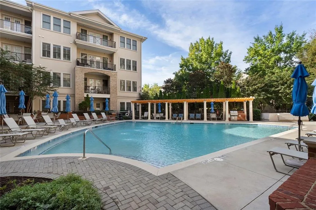 3621 Vinings Slope Se Unit 2115, Atlanta, Georgia 30339, 1 Bedroom Bedrooms, ,1 BathroomBathrooms,Residential,For Sale,3621 Vinings Slope Se Unit 2115,7670310