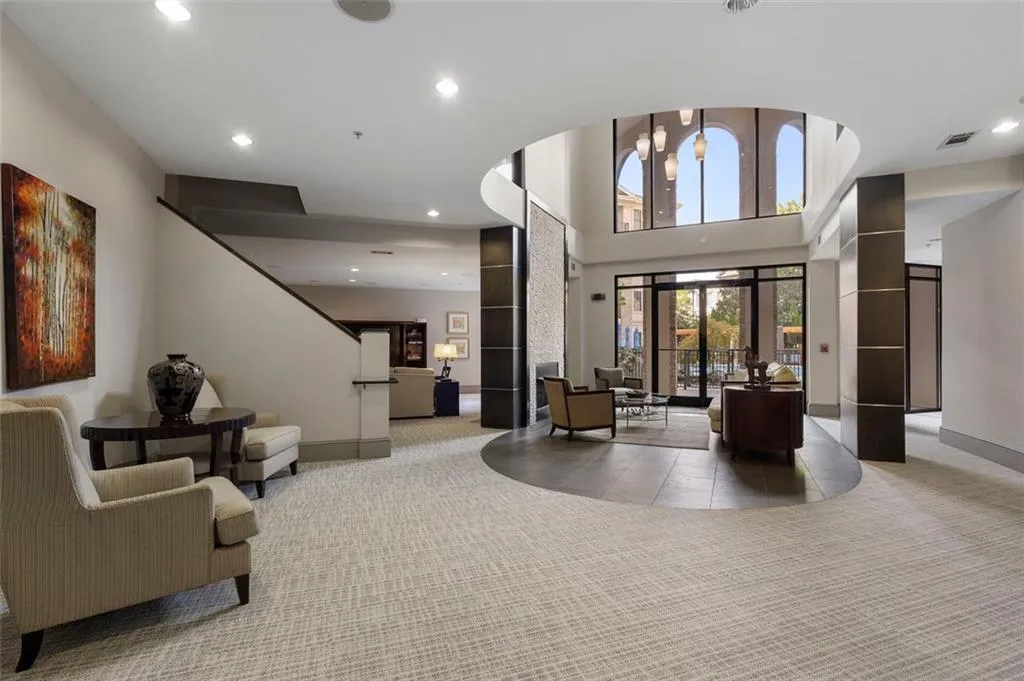 3621 Vinings Slope Se Unit 2115, Atlanta, Georgia 30339, 1 Bedroom Bedrooms, ,1 BathroomBathrooms,Residential,For Sale,3621 Vinings Slope Se Unit 2115,7670310