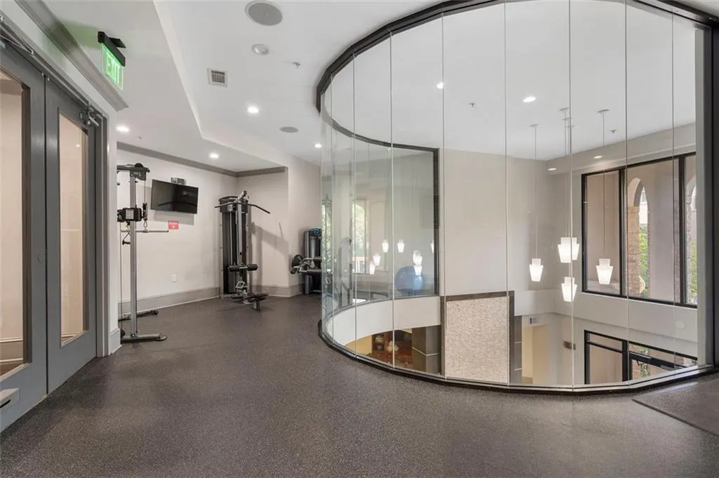 3621 Vinings Slope Se Unit 2115, Atlanta, Georgia 30339, 1 Bedroom Bedrooms, ,1 BathroomBathrooms,Residential,For Sale,3621 Vinings Slope Se Unit 2115,7670310