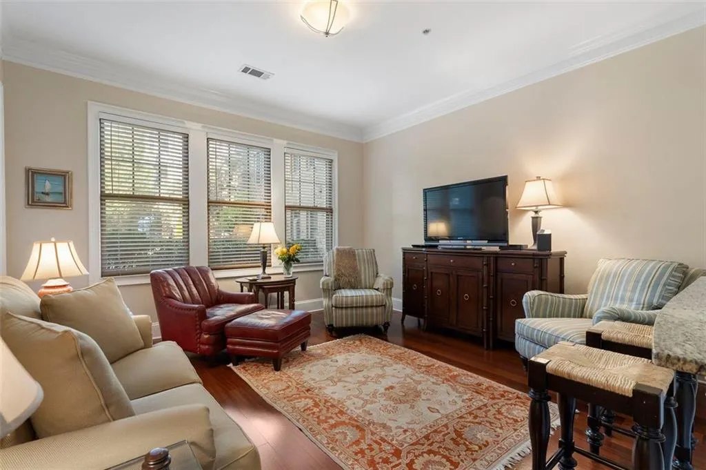 3621 Vinings Slope Se Unit 2115, Atlanta, Georgia 30339, 1 Bedroom Bedrooms, ,1 BathroomBathrooms,Residential,For Sale,3621 Vinings Slope Se Unit 2115,7670310