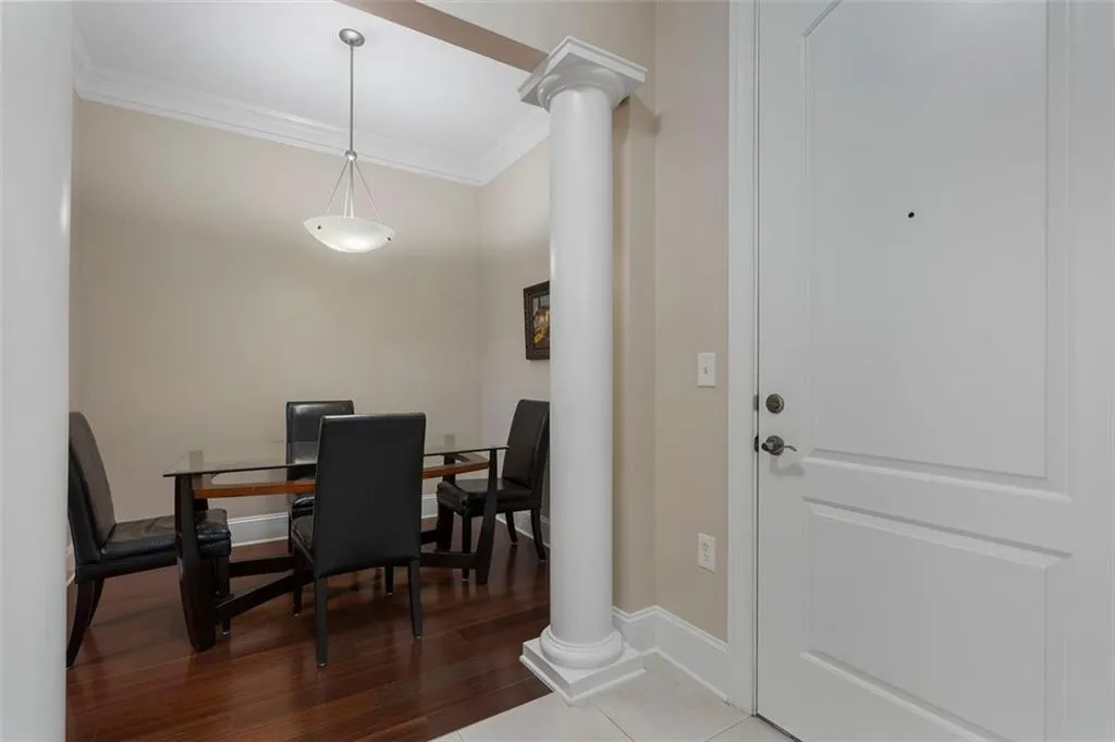 3621 Vinings Slope Se Unit 2115, Atlanta, Georgia 30339, 1 Bedroom Bedrooms, ,1 BathroomBathrooms,Residential,For Sale,3621 Vinings Slope Se Unit 2115,7670310