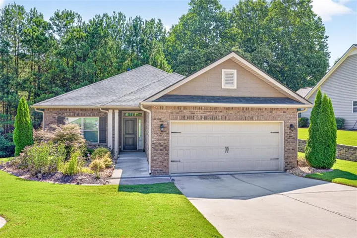 832 Hidden Hollow Circle, Commerce, Georgia 30529