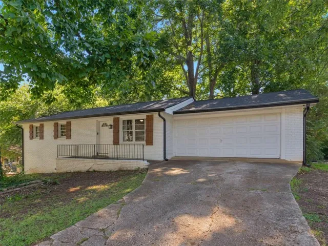 3790 Sweetbriar Circle, Lithia Springs, Georgia 30122