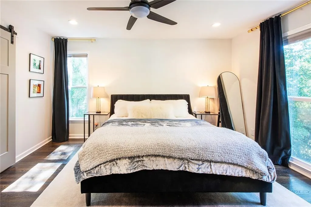 7249 Thornhill Lane, Atlanta, Georgia 30328, 4 Bedrooms Bedrooms, ,4 BathroomsBathrooms,Residential,For Sale,7249 Thornhill Lane,7654131