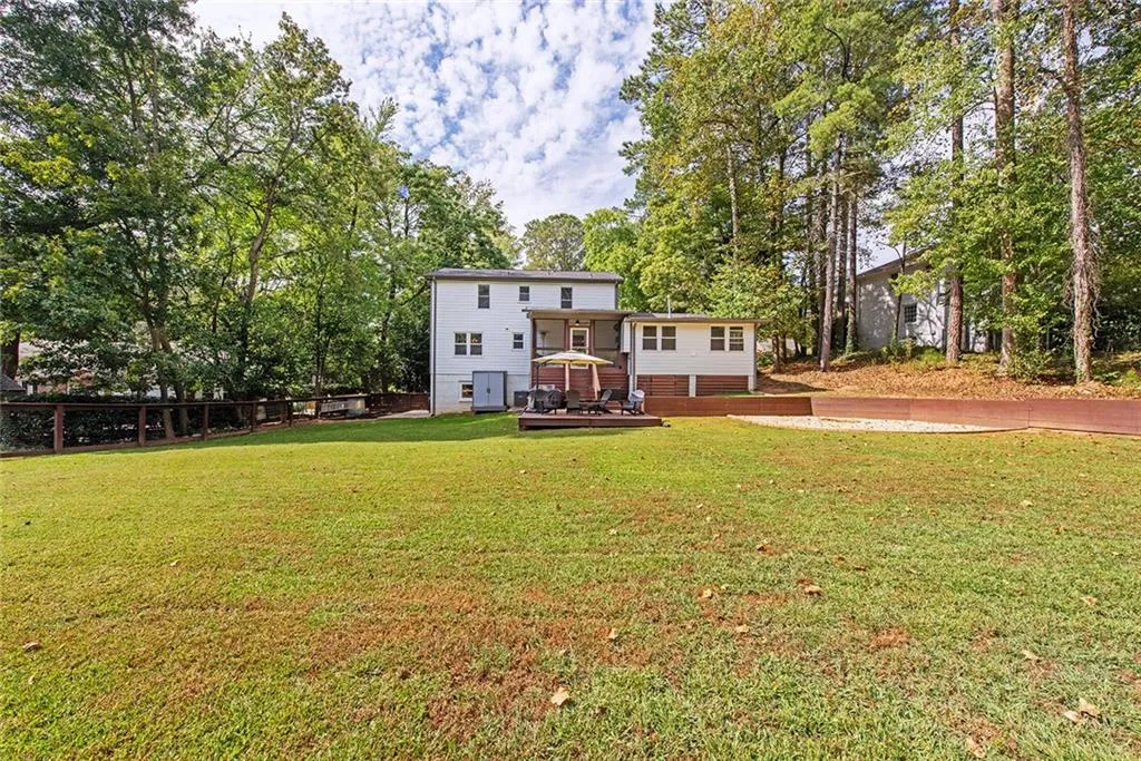 7249 Thornhill Lane, Atlanta, Georgia 30328, 4 Bedrooms Bedrooms, ,4 BathroomsBathrooms,Residential,For Sale,7249 Thornhill Lane,7654131