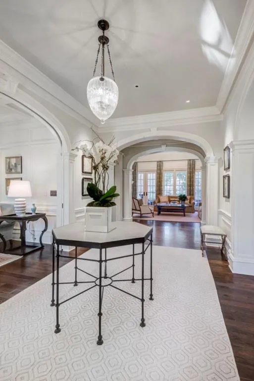 5000 Long Island Drive Nw, Atlanta, Georgia 30327, 5 Bedrooms Bedrooms, ,5 BathroomsBathrooms,Residential,Sold,5000 Long Island Drive Nw,6684822
