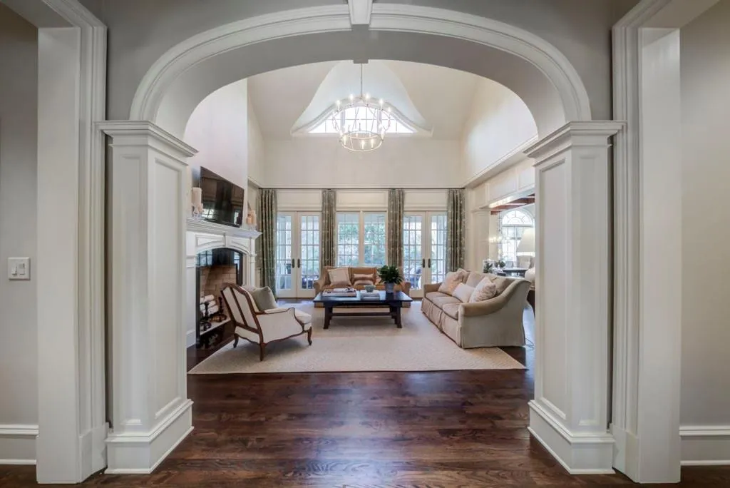 5000 Long Island Drive Nw, Atlanta, Georgia 30327, 5 Bedrooms Bedrooms, ,5 BathroomsBathrooms,Residential,Sold,5000 Long Island Drive Nw,6684822