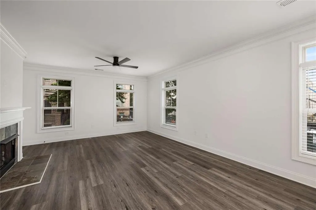 1172 Lavista Circle Ne, Atlanta, Georgia 30324, 2 Bedrooms Bedrooms, ,2 BathroomsBathrooms,Residential,For Sale,1172 Lavista Circle Ne,7618188
