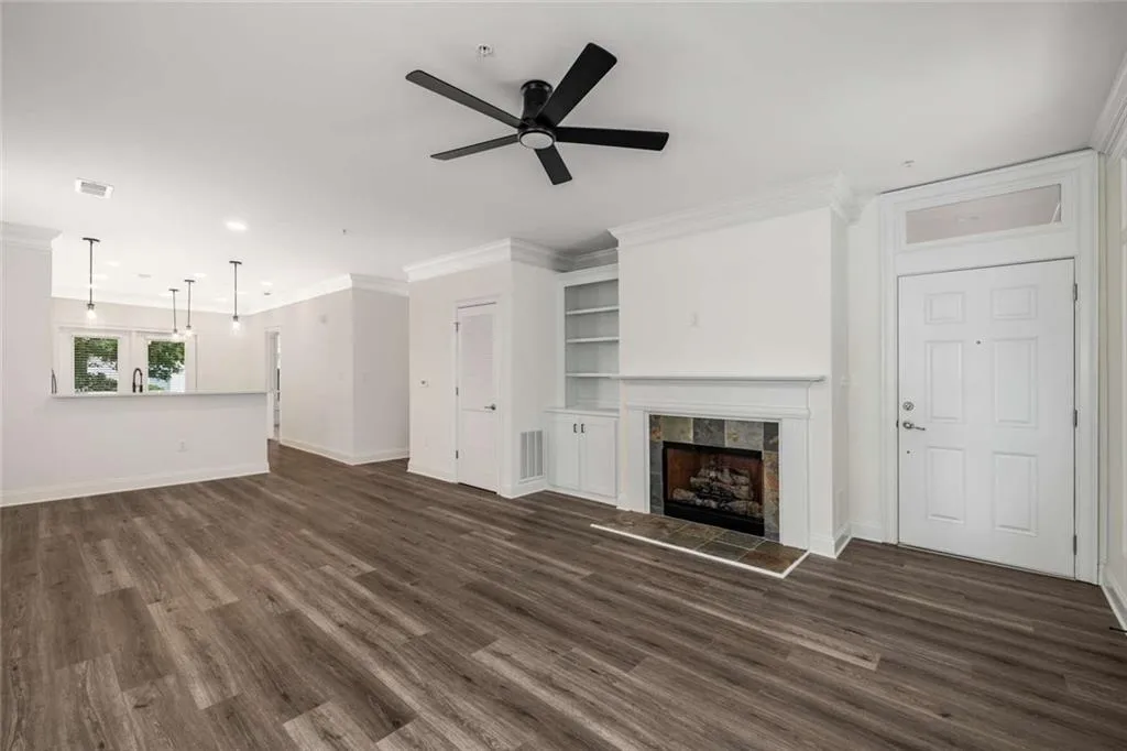1172 Lavista Circle Ne, Atlanta, Georgia 30324, 2 Bedrooms Bedrooms, ,2 BathroomsBathrooms,Residential,For Sale,1172 Lavista Circle Ne,7618188