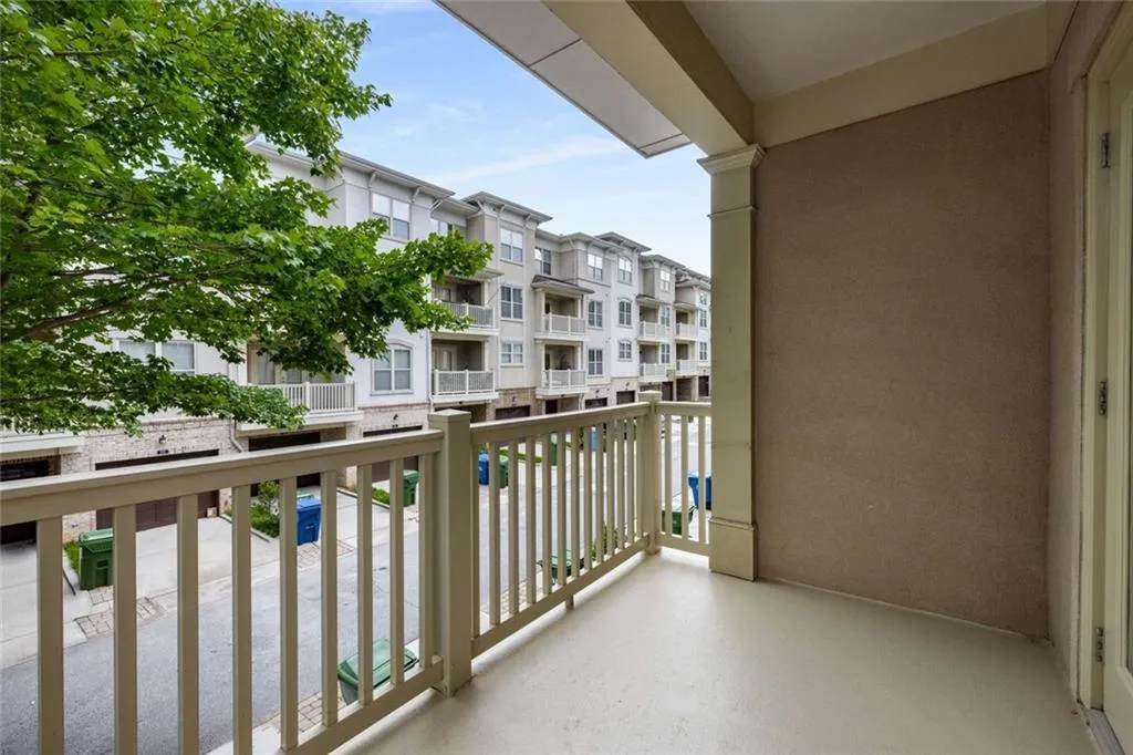 1172 Lavista Circle Ne, Atlanta, Georgia 30324, 2 Bedrooms Bedrooms, ,2 BathroomsBathrooms,Residential,For Sale,1172 Lavista Circle Ne,7618188
