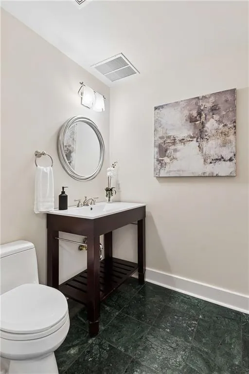 700 Park Regency Place Ne Unit 2404, Atlanta, Georgia 30326, 3 Bedrooms Bedrooms, 0 ,2 BathroomsBathrooms,Residential,For Sale,700 Park Regency Place Ne Unit 2404,7849446