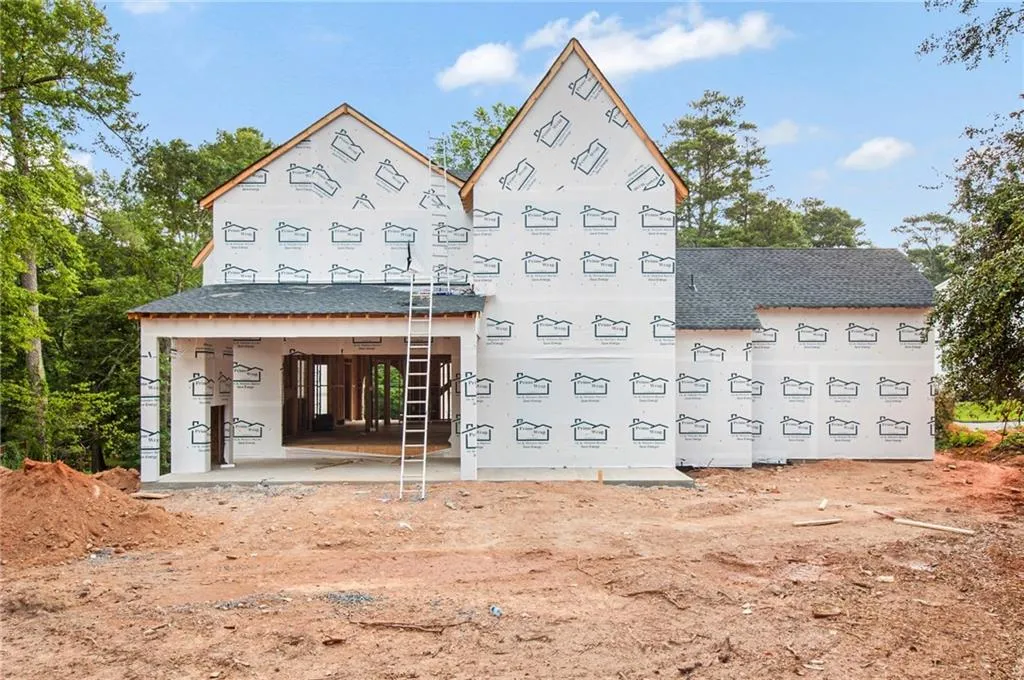 6430 Vernon Woods Drive, Atlanta, Georgia 30328, 5 Bedrooms Bedrooms, ,5 BathroomsBathrooms,Residential,Sold,6430 Vernon Woods Drive,7382768