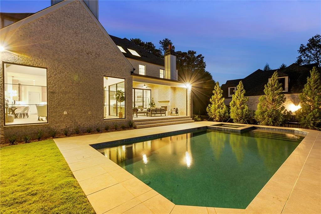 5070 Lake Forrest Dr, Sandy Springs, Georgia 30342, 6 Bedrooms Bedrooms, ,6 BathroomsBathrooms,Residential,Sold,5070 Lake Forrest Dr,7329345