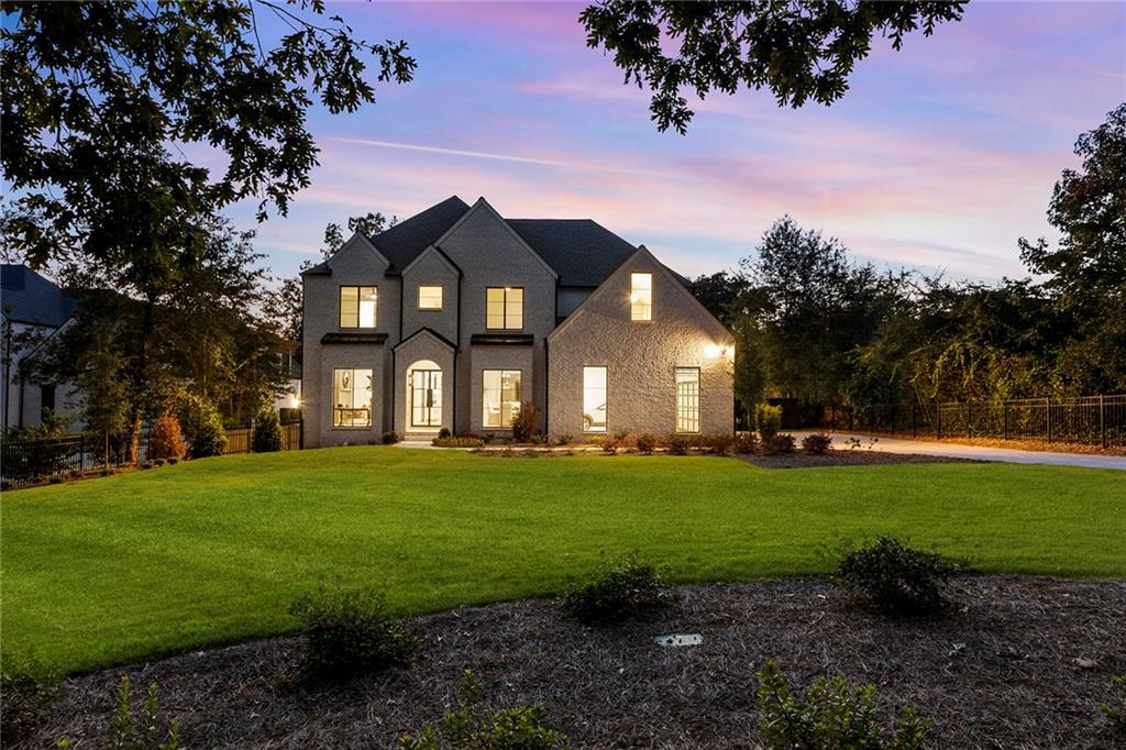 5070 Lake Forrest Dr, Sandy Springs, Georgia 30342, 6 Bedrooms Bedrooms, ,6 BathroomsBathrooms,Residential,Sold,5070 Lake Forrest Dr,7329345