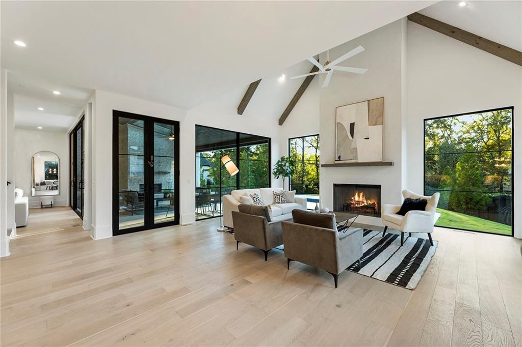 5070 Lake Forrest Dr, Sandy Springs, Georgia 30342, 6 Bedrooms Bedrooms, ,6 BathroomsBathrooms,Residential,Sold,5070 Lake Forrest Dr,7329345