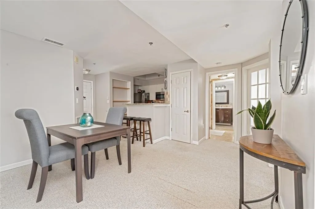 795 Hammond Drive Unit 2305, Atlanta, Georgia 30328, 2 Bedrooms Bedrooms, ,2 BathroomsBathrooms,Residential,Sold,795 Hammond Drive Unit 2305,7186332