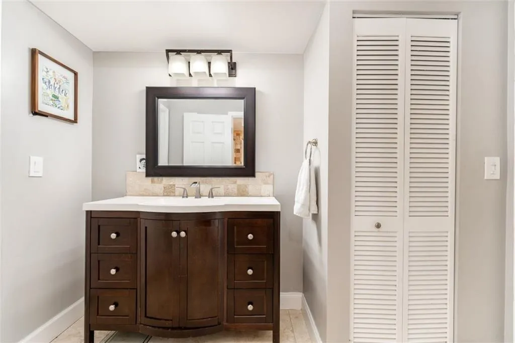 795 Hammond Drive Unit 2305, Atlanta, Georgia 30328, 2 Bedrooms Bedrooms, ,2 BathroomsBathrooms,Residential,Sold,795 Hammond Drive Unit 2305,7186332