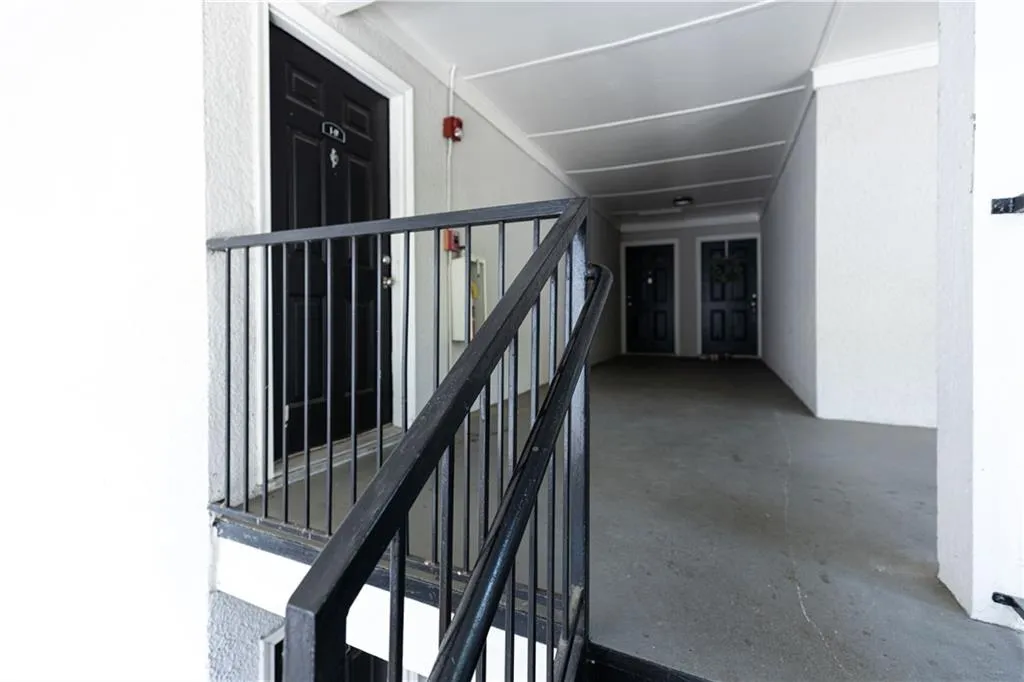 1150 Collier Road Nw Unit 11i, Atlanta, Georgia 30318, 1 Bedroom Bedrooms, 0 ,1 BathroomBathrooms,Residential,For Sale,1150 Collier Road Nw Unit 11i,7813585