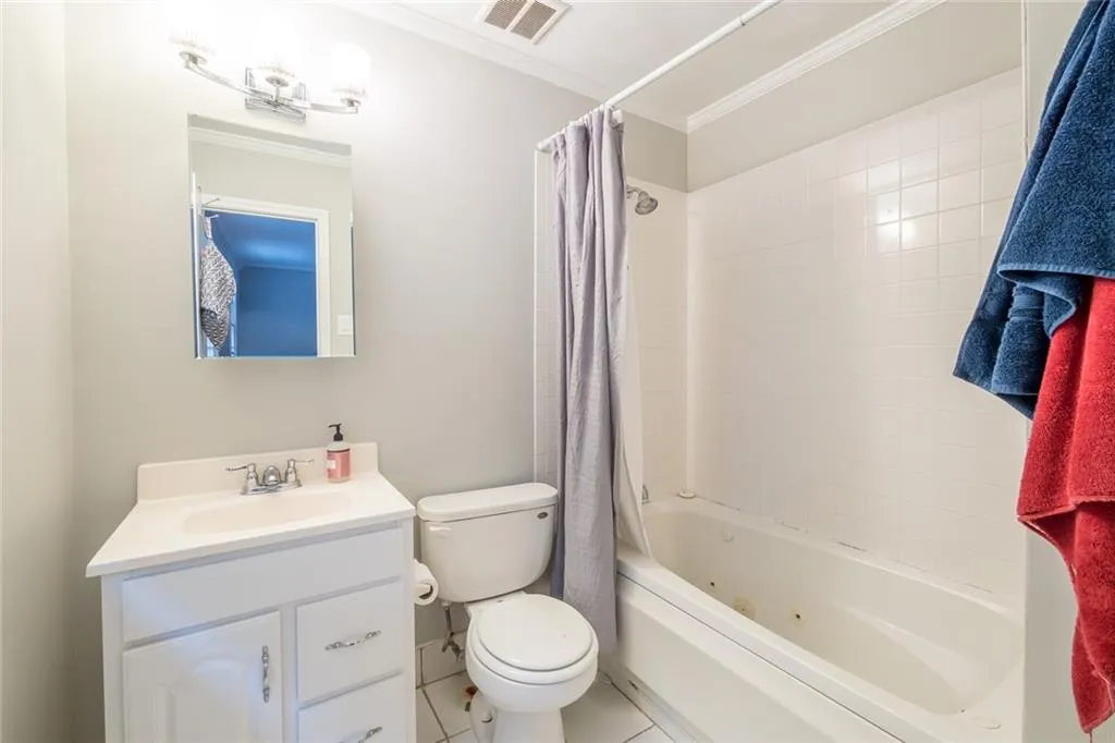 6520 Roswell Road #49 Road, Atlanta, Georgia 30328, 3 Bedrooms Bedrooms, ,2 BathroomsBathrooms,Residential,Sold,6520 Roswell Road #49 Road,6822399