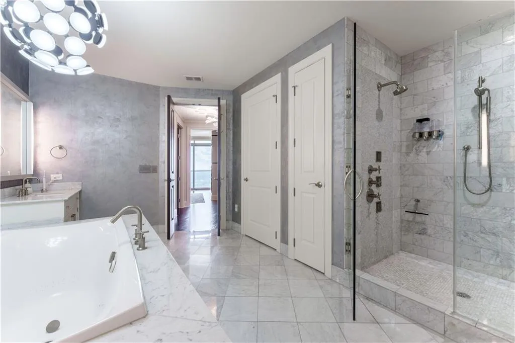 3344 Peachtree Road Unit 3505, Atlanta, Georgia 30326, 2 Bedrooms Bedrooms, ,2 BathroomsBathrooms,Residential,For Sale,3344 Peachtree Road Unit 3505,7574785