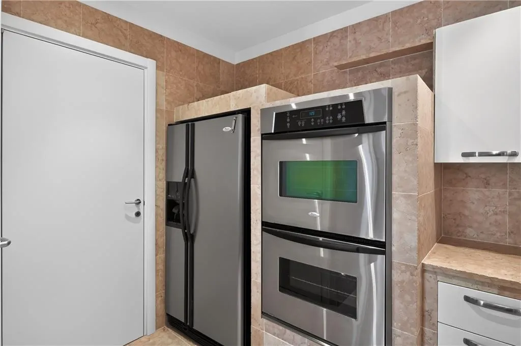 3334 Peachtree Road Ne Unit 1410, Atlanta, Georgia 30326, 1 Bedroom Bedrooms, 0 ,1 BathroomBathrooms,Residential,For Sale,3334 Peachtree Road Ne Unit 1410,7712506